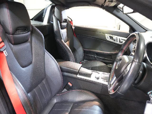 MERCEDES BENZ SLK CL 2013 Image 31