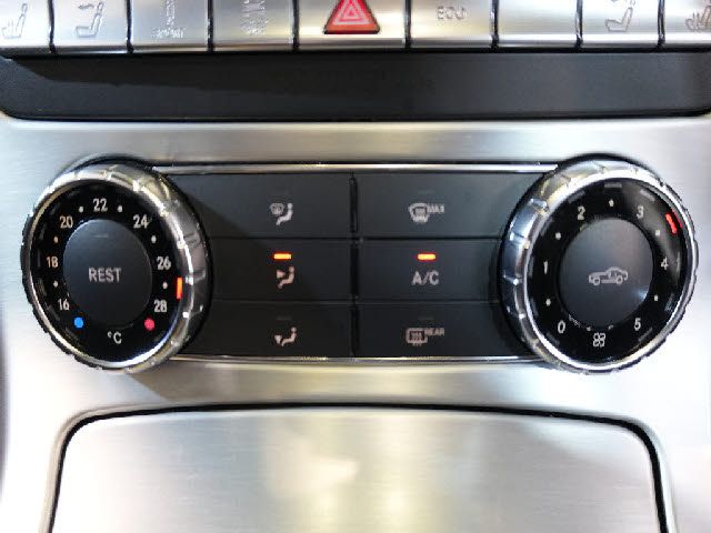 MERCEDES BENZ SLK CL 2013 Image 31