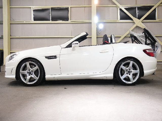 MERCEDES BENZ SLK CL 2013 Image 31