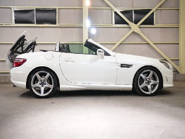 MERCEDES BENZ SLK CL 2013 Image 31