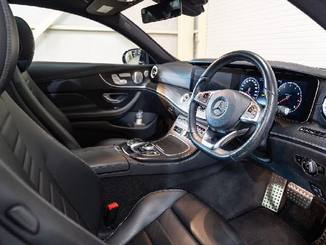 MERCEDES BENZ E CLAS 2018 Image 31