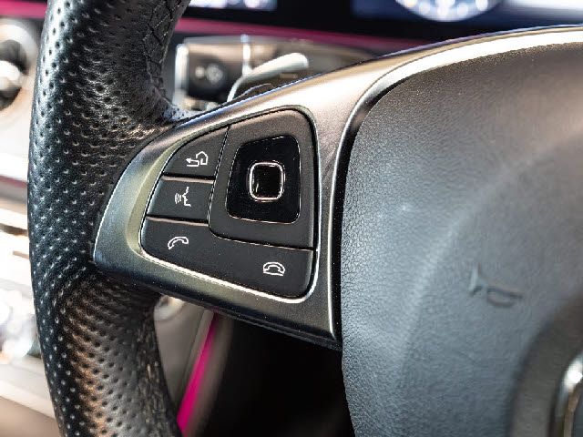 MERCEDES BENZ E CLAS 2018 Image 31