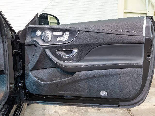 MERCEDES BENZ E CLAS 2018 Image 31