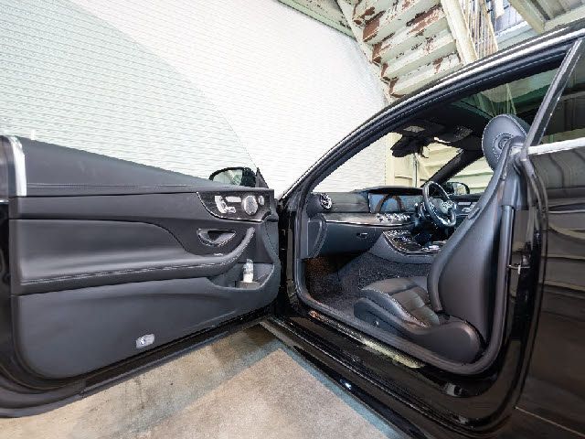 MERCEDES BENZ E CLAS 2018 Image 31