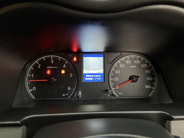 NISSAN NV350 CARAVAN 4WD 2012 Image 31