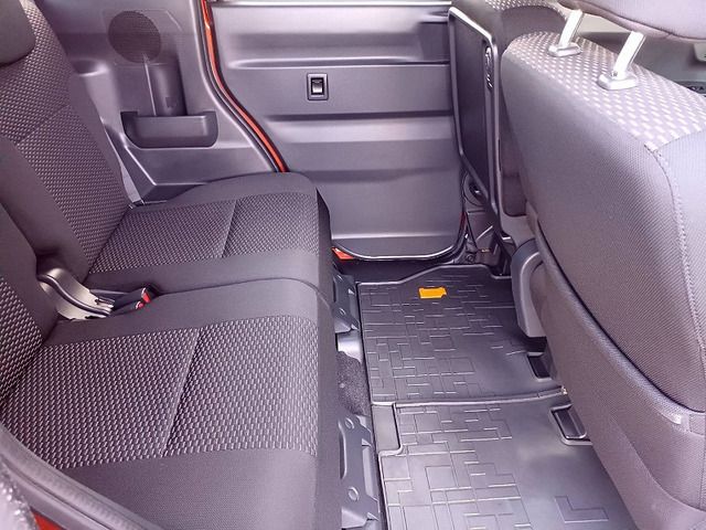 DAIHATSU WAKE 2015 Image 31