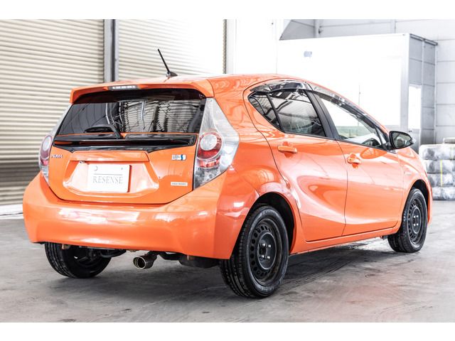 TOYOTA AQUA 2012 Image 31