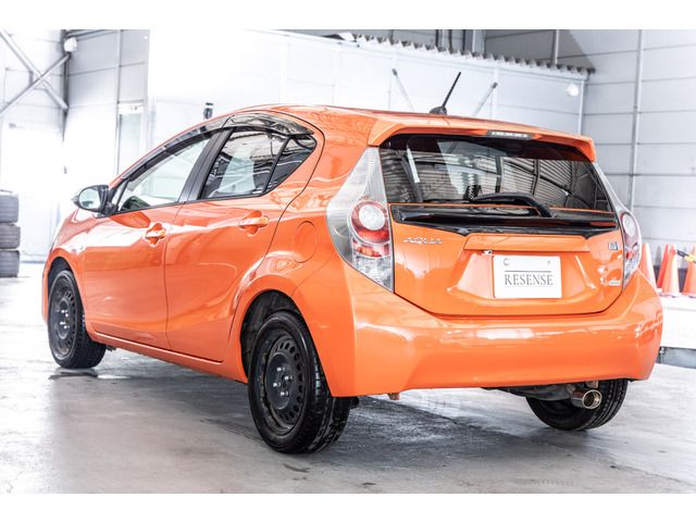 TOYOTA AQUA 2012 Image 31