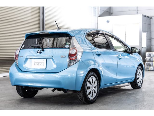 TOYOTA AQUA 2014 Image 31