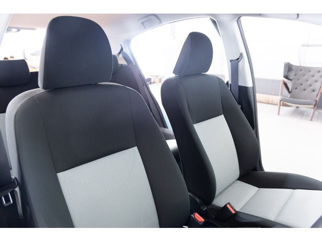 TOYOTA AQUA 2014 Image 31