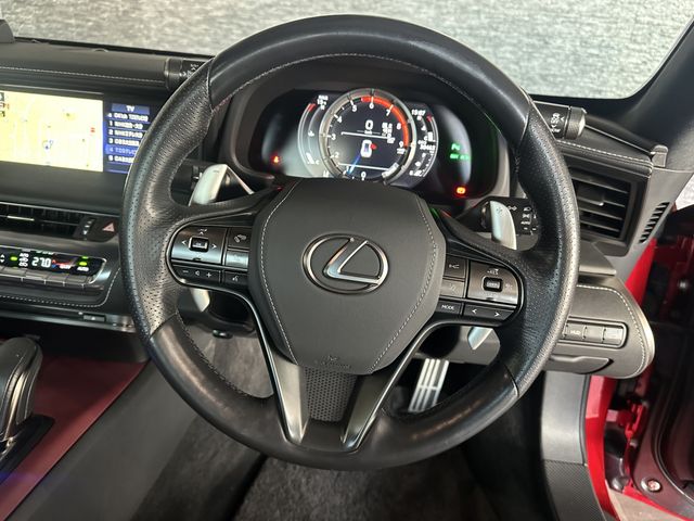 TOYOTA LEXUS LC500 2019 Image 31