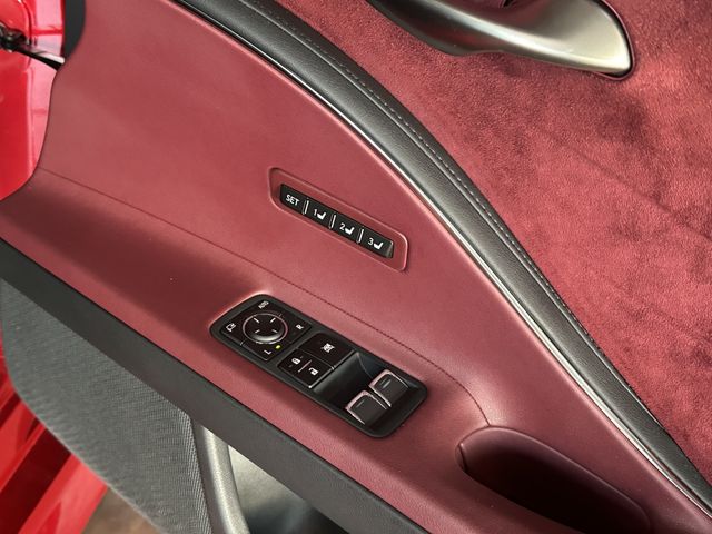 TOYOTA LEXUS LC500 2019 Image 31