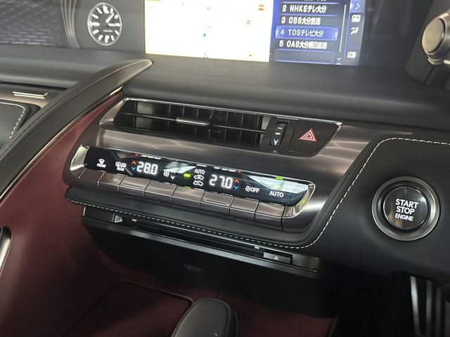 TOYOTA LEXUS LC500 2019 Image 31