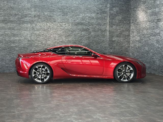 TOYOTA LEXUS LC500 2019 Image 31