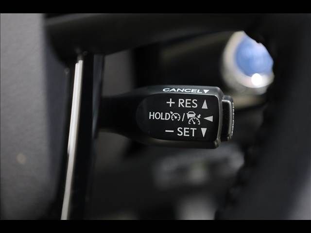 TOYOTA PRIUS 2019 Image 31