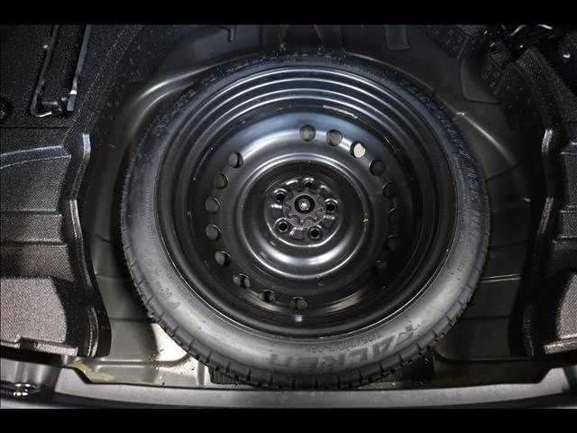 TOYOTA PRIUS 2019 Image 31