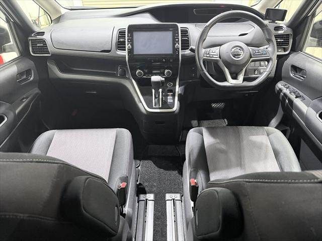 NISSAN SERENA  S-HYBRID 2017 Image 31