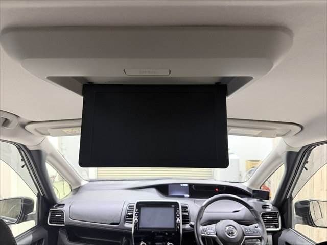 NISSAN SERENA  S-HYBRID 2017 Image 31