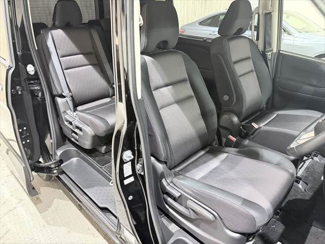 NISSAN SERENA  S-HYBRID 2017 Image 31