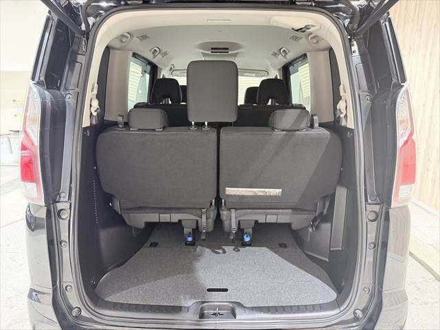 NISSAN SERENA  S-HYBRID 2017 Image 31