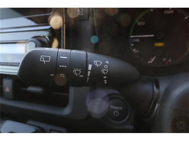 TOYOTA SIENTA HYBRID 2024 Image 31