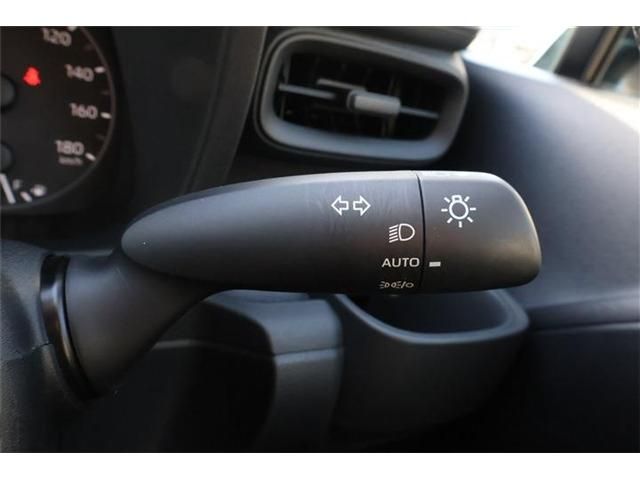 TOYOTA SIENTA HYBRID 2024 Image 31