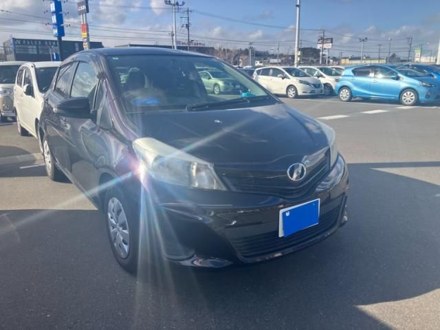 TOYOTA VITZ 2013 Image 31
