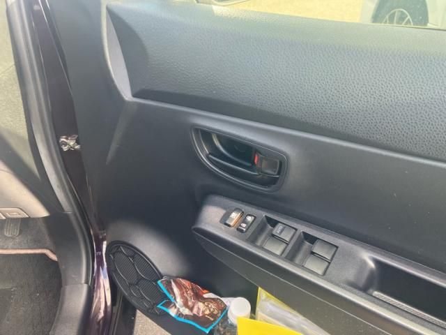 TOYOTA VITZ 2013 Image 31