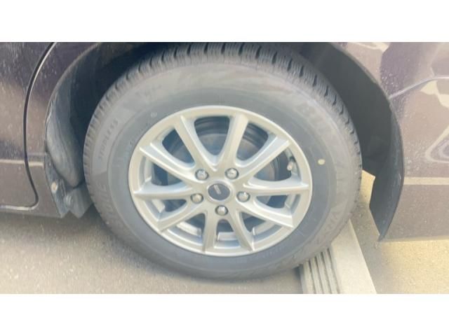 TOYOTA ESQUIRE 2017 Image 31