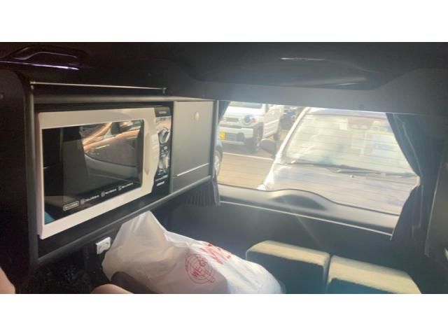 TOYOTA ESQUIRE 2017 Image 31