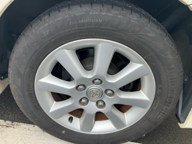 TOYOTA IPSUM 2008 Image 31