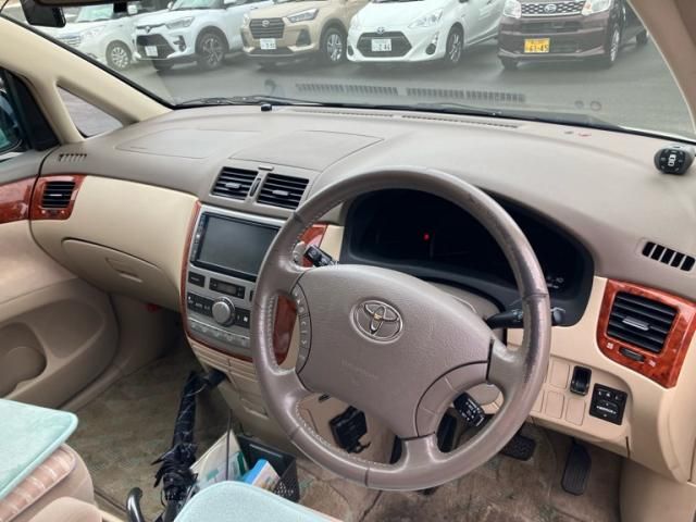 TOYOTA IPSUM 2008 Image 31