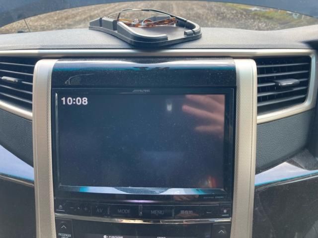 TOYOTA VELLFIRE 2013 Image 31