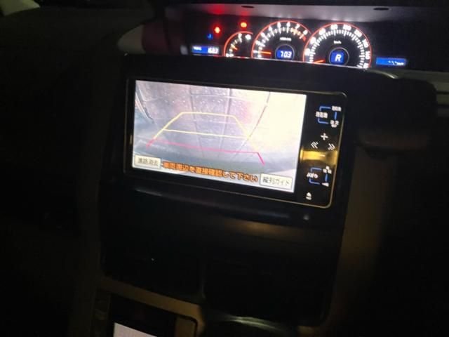 TOYOTA NOAH 2010 Image 31