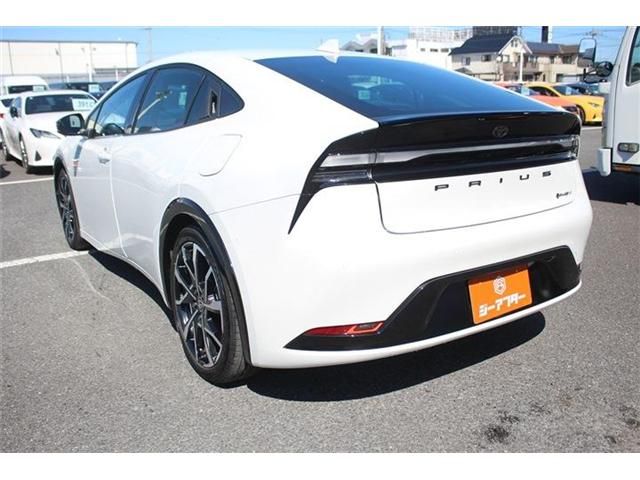 TOYOTA PRIUS PHV 2023 Image 31