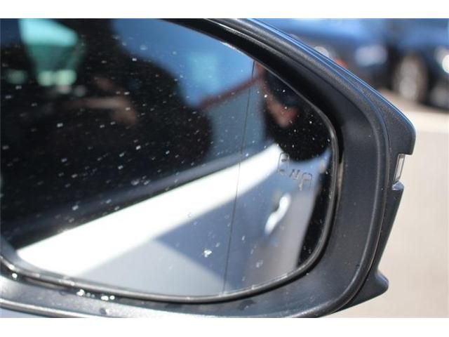 TOYOTA PRIUS PHV 2023 Image 31