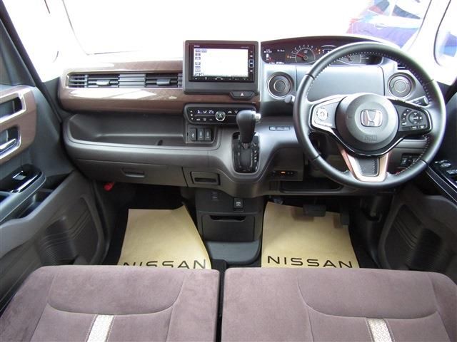HONDA N BOX 2019 Image 31
