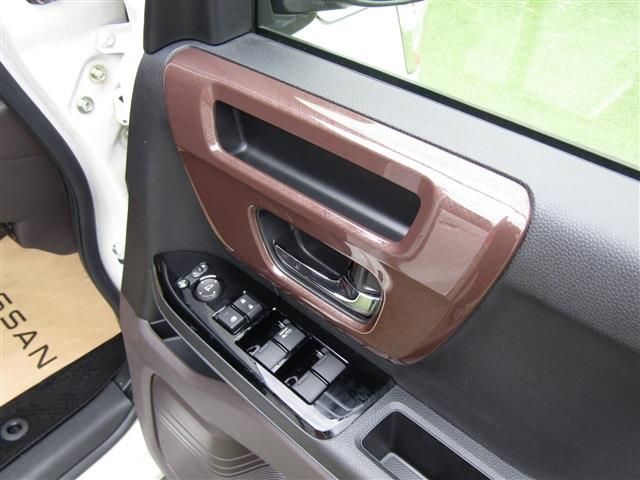 HONDA N BOX 2019 Image 31