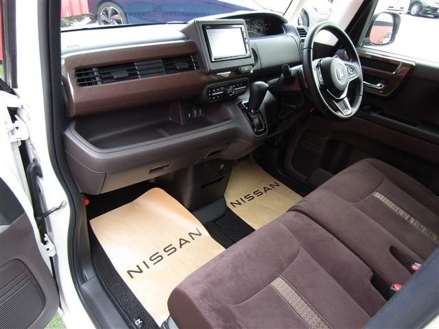 HONDA N BOX 2019 Image 31