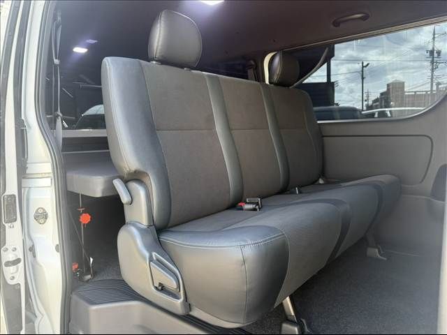 TOYOTA HIACE VAN 4WD 2024 Image 31