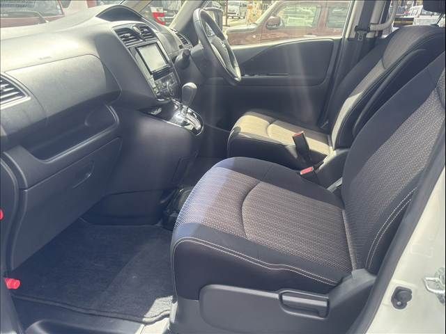 NISSAN SERENA  S-HYBRID 2014 Image 31