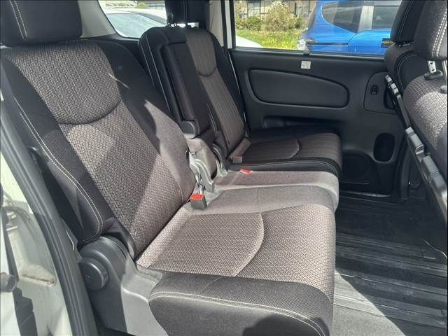 NISSAN SERENA  S-HYBRID 2014 Image 31