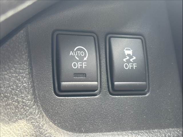 NISSAN SERENA  S-HYBRID 2014 Image 31