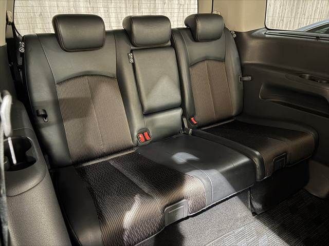 NISSAN ELGRAND 2015 Image 31