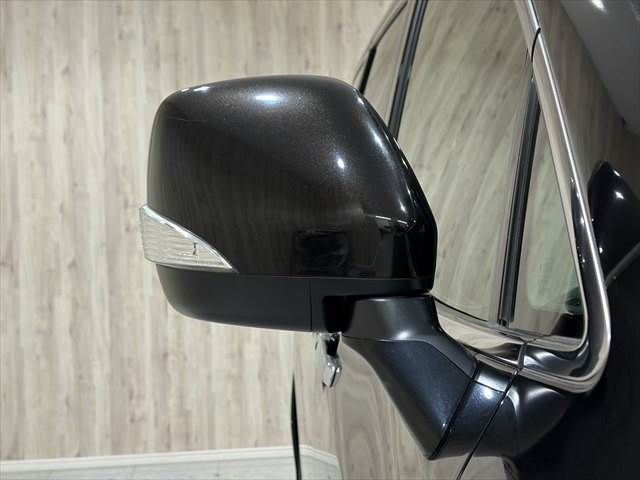 NISSAN ELGRAND 2015 Image 31