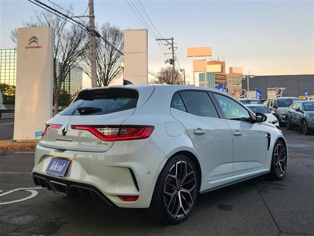 RENAULT MEGANE HATCH 2020 Image 31