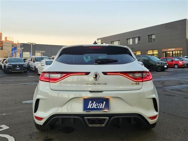 RENAULT MEGANE HATCH 2020 Image 31