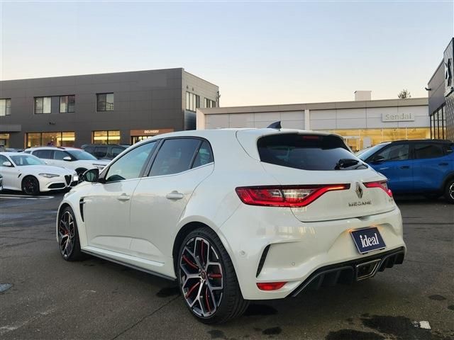 RENAULT MEGANE HATCH 2020 Image 31