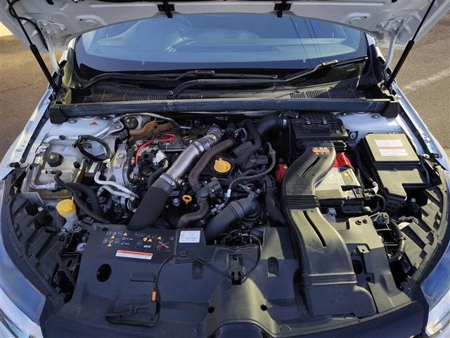 RENAULT MEGANE HATCH 2020 Image 31