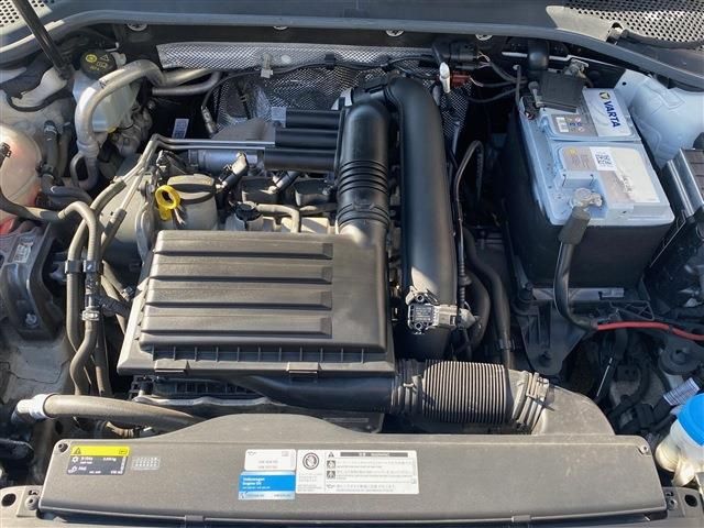 VOLKSWAGEN GOLF VARI 2019 Image 31